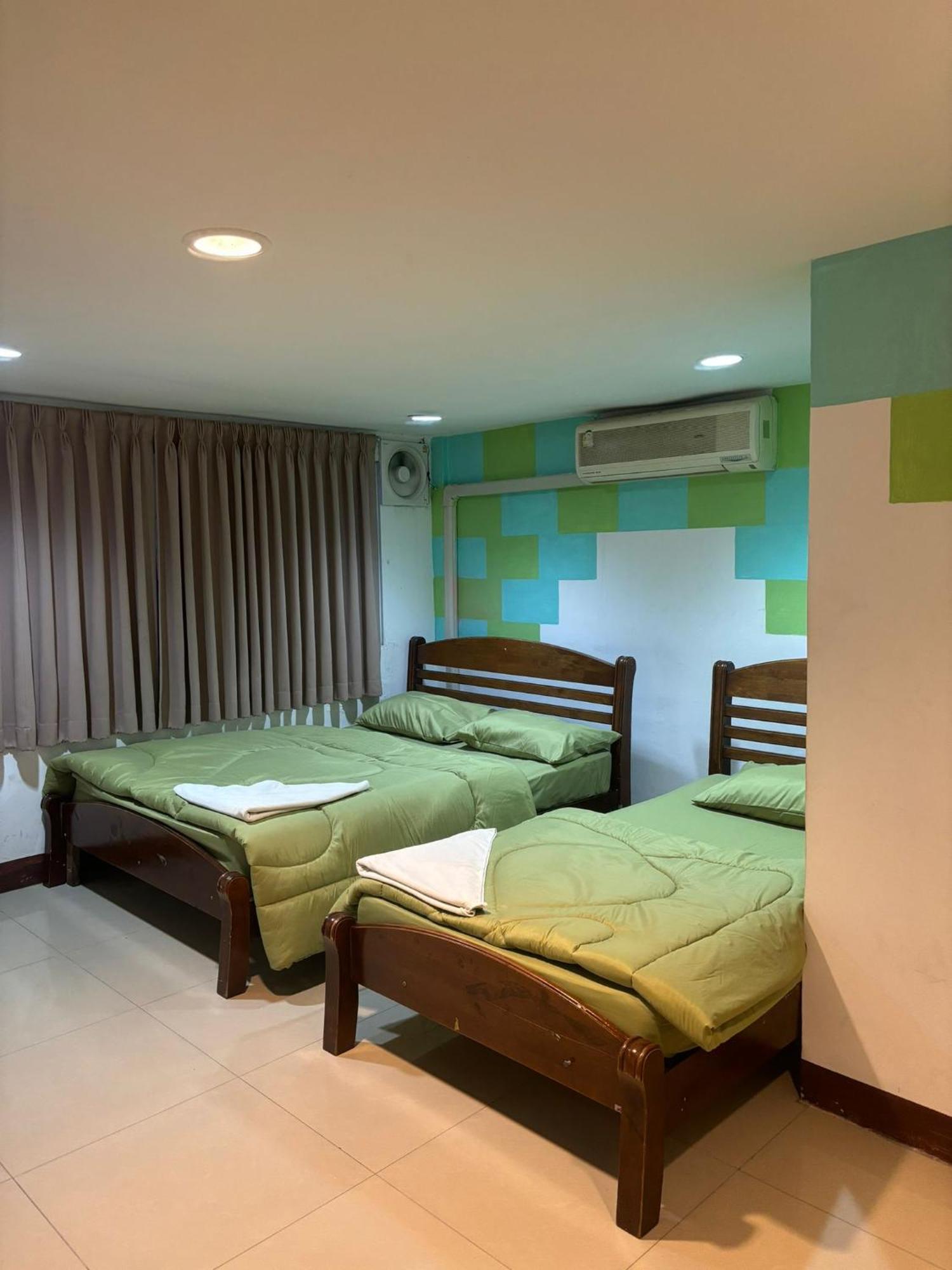 Alsana Hotel Bangkok Exteriör bild